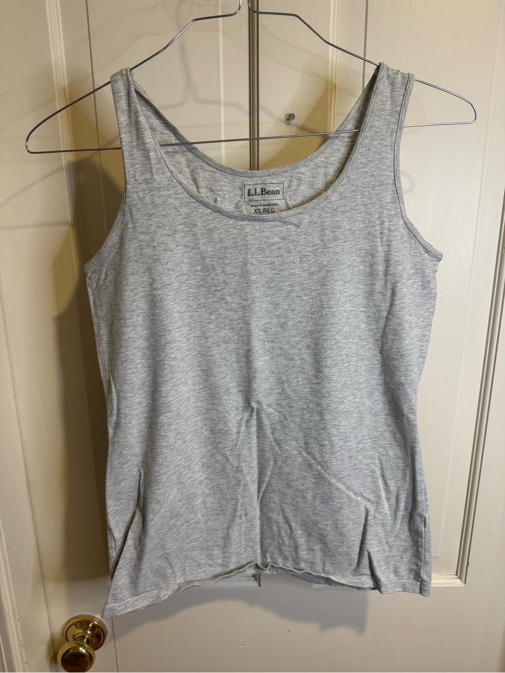 L.L. Bean Light Gray Women's Scoop Neck Tank